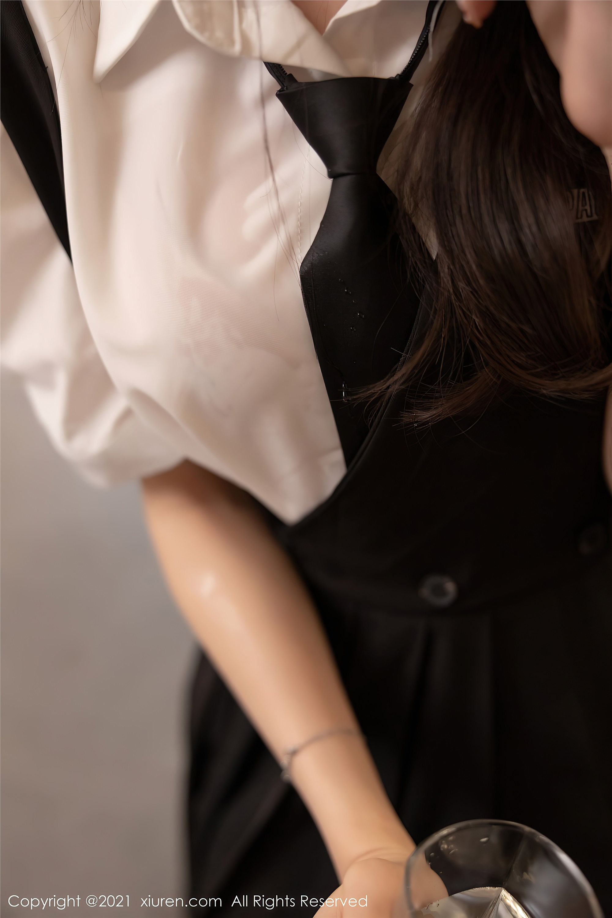 XIUREN秀人网 2021.07.08 No.3643 芝芝Booty